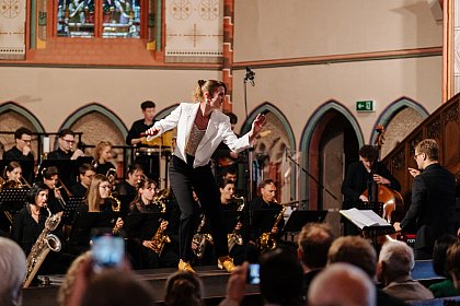 Sacred Concert in der Pauluskirche Halle Mai 2024
Stepptnzerin: Melanie Oster (Foto: @Grit Hartung) 